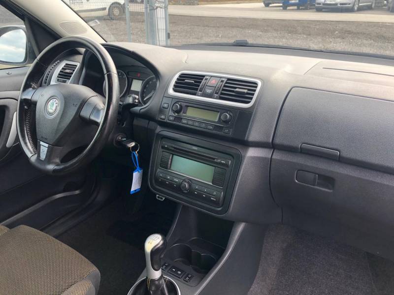ox_skoda-roomster-14-klimatronic-tempomat-serwis
