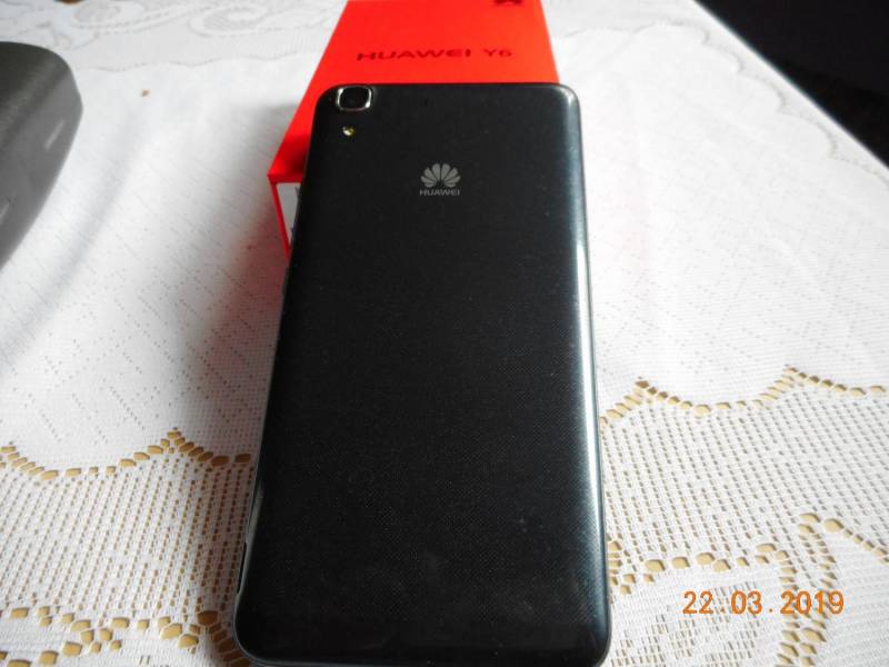 ox_telefon-huawei-y6