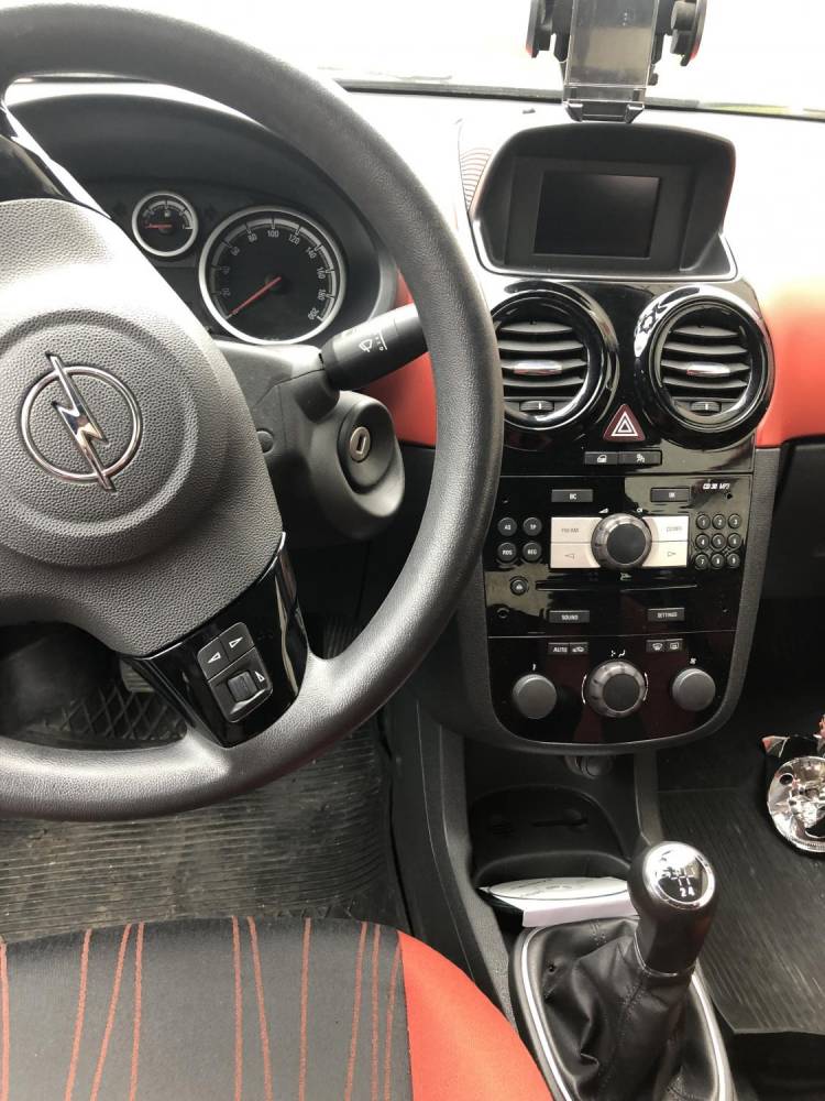 ox_opel-corsa-d-enjoy