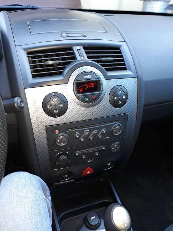 ox_sprzedam-renault-megane