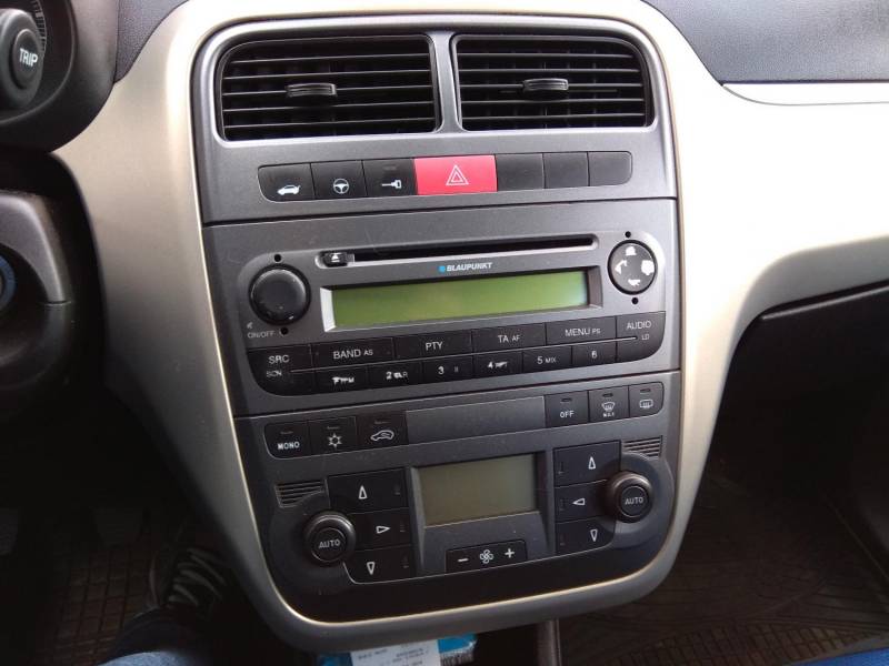 ox_fiat-grande-punto-14-benzyna-lpg-na-gwarancji-2006