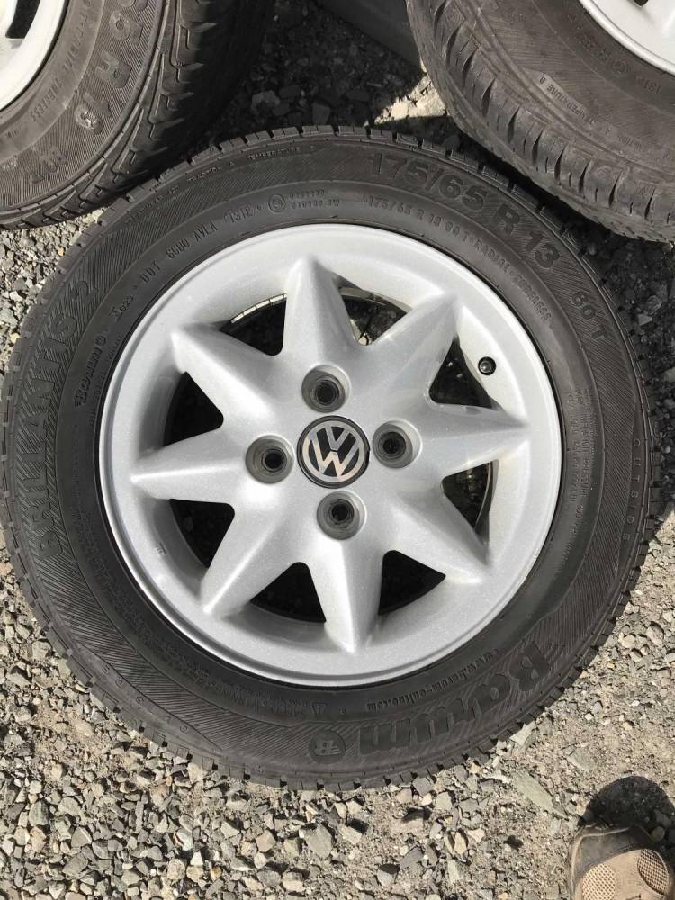 ox_felgi-aluminiowe-13-4x100-opony-letnie-barum-stan-bdb-grupa-vag