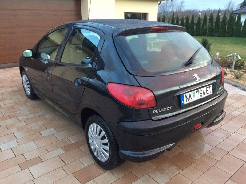 ox_peugeot-206-14hdi-klimatyzacja-2005rok