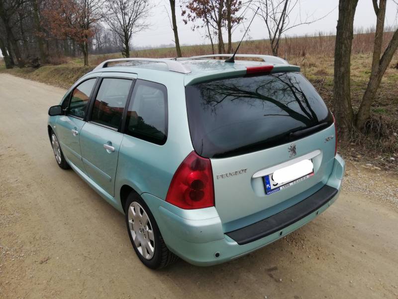 ox_peugeot-307-sw-kombi-20-hdi-20023r