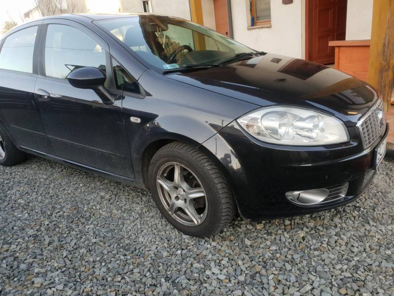 ox_fiat-linea-2007