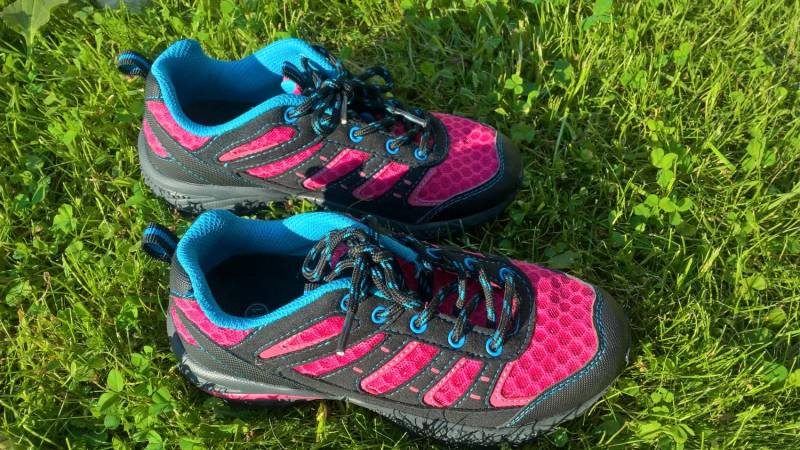 ox_sprzedam-buty-sportowe-dzieciece-elbrus