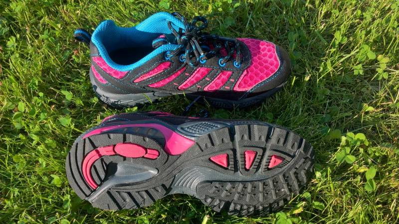 ox_sprzedam-buty-sportowe-dzieciece-elbrus