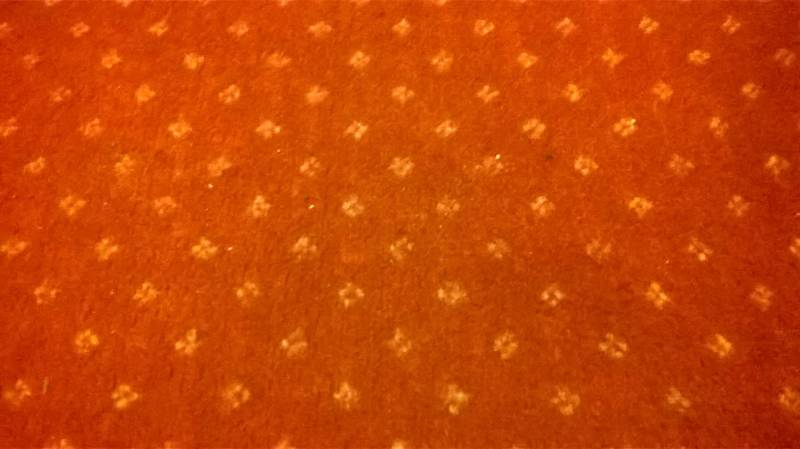 ox_dywan-czerwony-w-zolte-kropki-sprzedam-wymiany-4m-na-3m