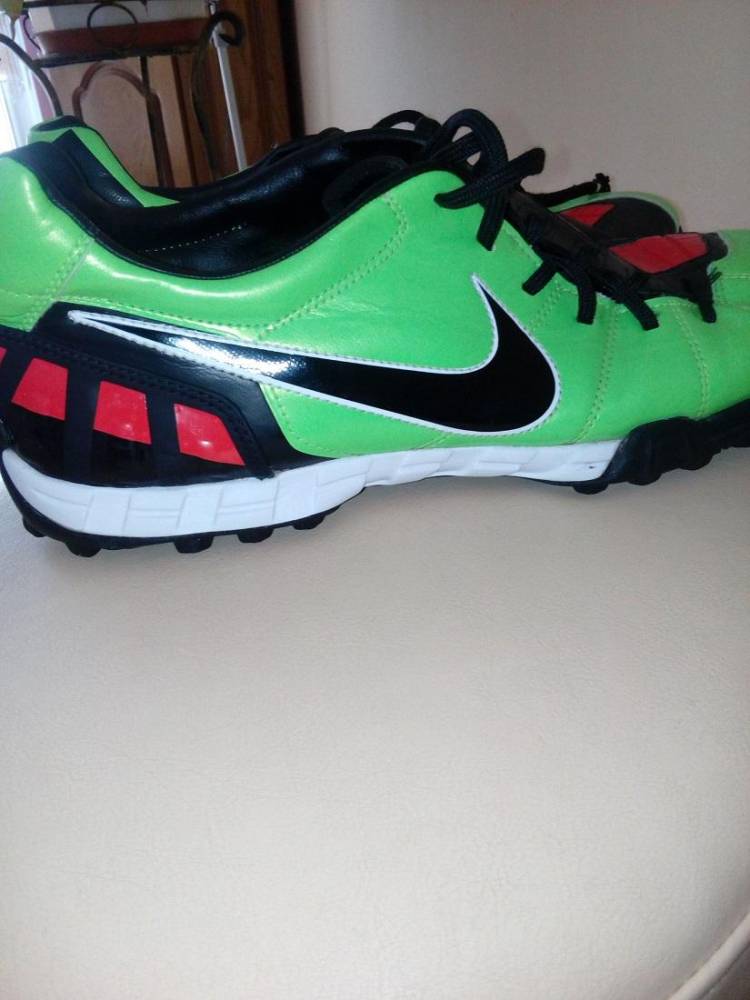 ox_sprzedam-buty-nike-do-biegania