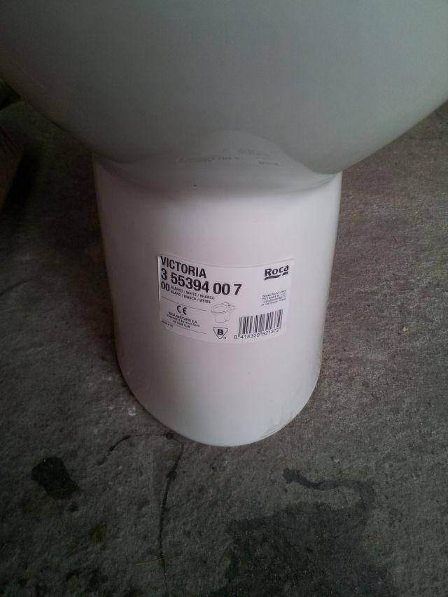 ox_sprzedam-bidet-nowy-roca