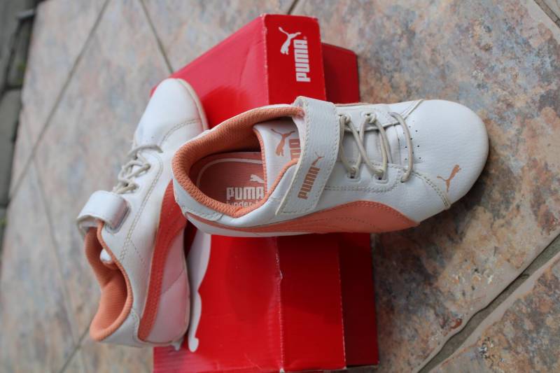 ox_idealne-na-wiosne-buty-puma-dla-dziewczynki-rozm-29