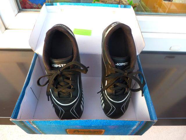 ox_nowe-buty-sportowe-kipista-korki-rozm-33