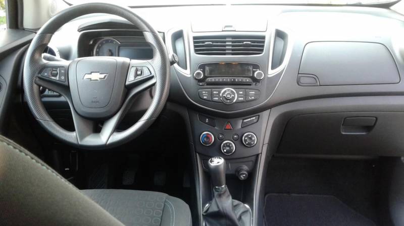 ox_chevrolet-trax-16-bialy-2013r