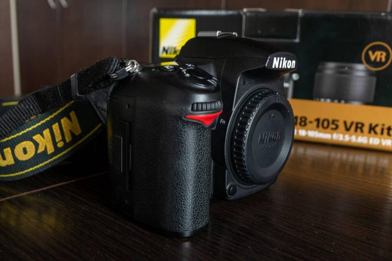 ox_aparat-nikon-d7000-body