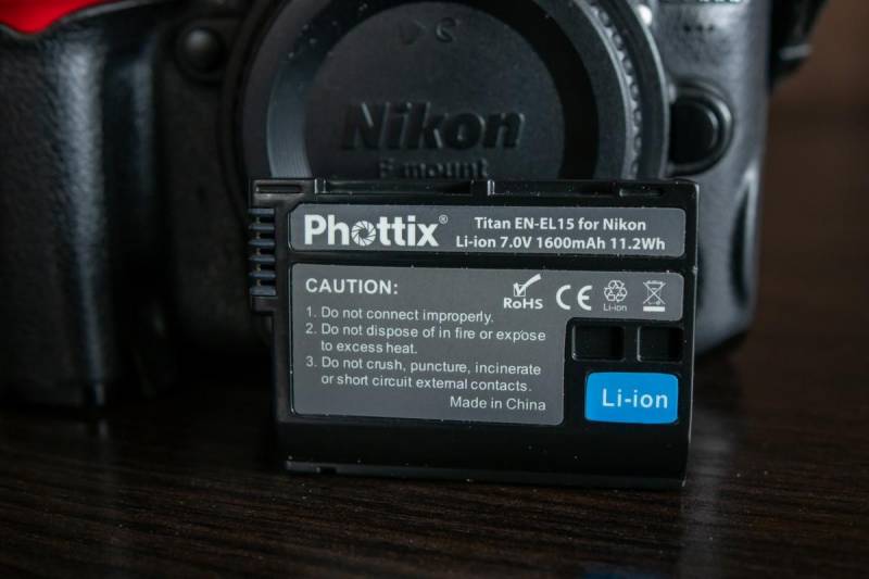 ox_aparat-nikon-d7000-body
