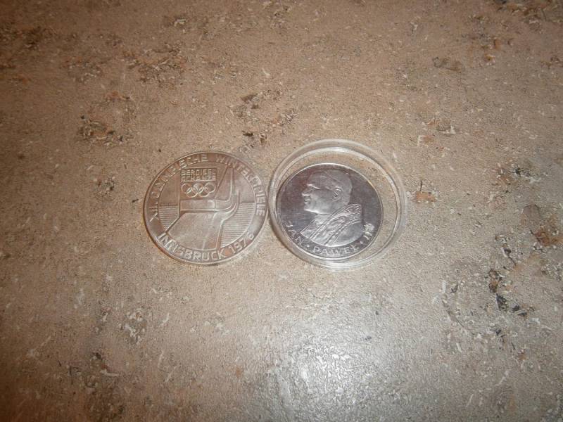 ox_porzadki-dwie-srebrne-monety