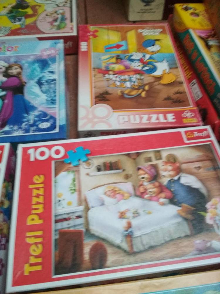 ox_sprzedam-puzzle-i-gry