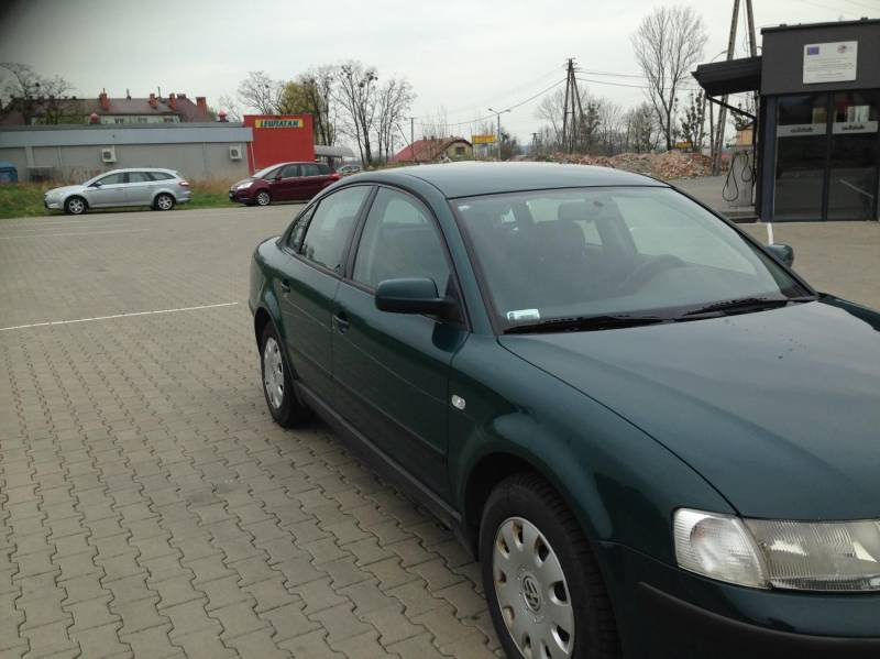 ox_sprzedam-vw-passat-19tdi-110km