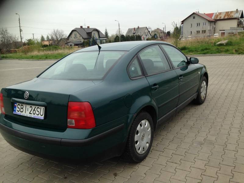 ox_sprzedam-vw-passat-19tdi-110km