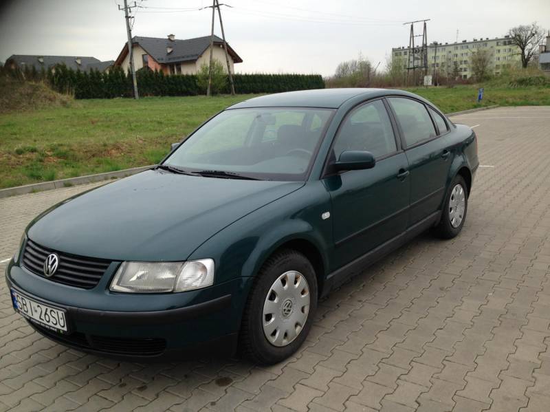 ox_sprzedam-vw-passat-19tdi-110km