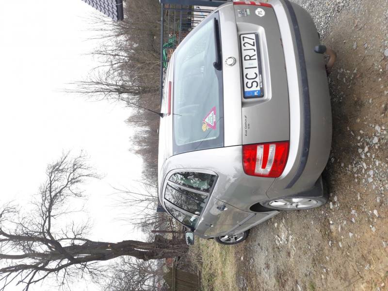 ox_sprzedam-skoda-fabia-combi-ii-2007-r