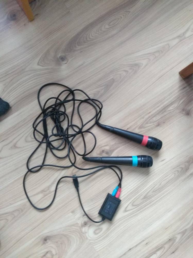 ox_konsola-playstation-2