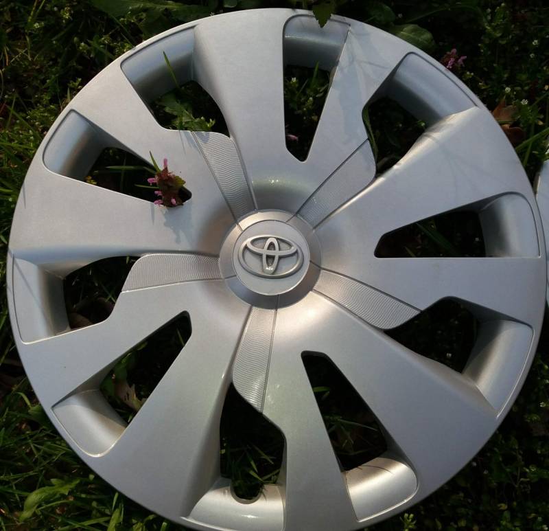 ox_kolpaki-toyota-yaris-15-oryginal