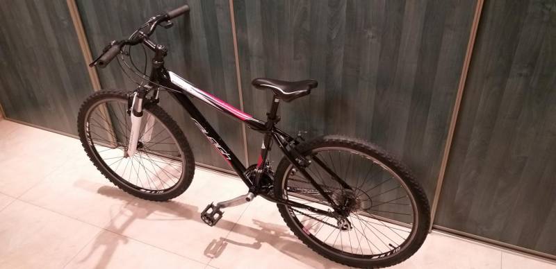 ox_sprzedam-rower-raleigh-storm-10-gts-rama-alumioniowa-16-kola-26