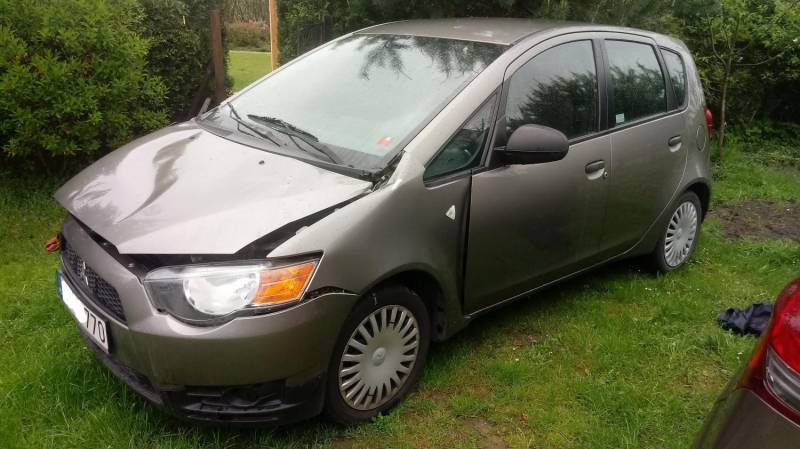 ox_mitsubishi-colt-20112012-klima-13-benzyna-1wlasciciel-krajowy