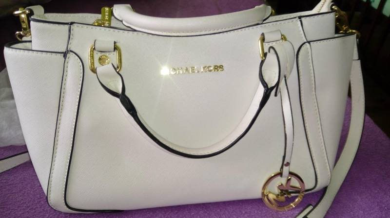 ox_torebka-michael-kors-kuferek