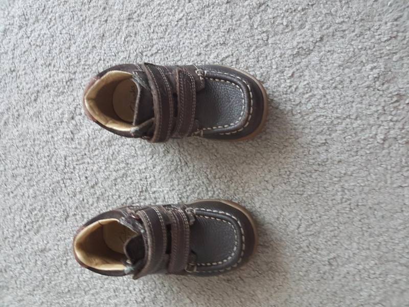 ox_buciki-ze-skorki-clarks-rozmiar-23
