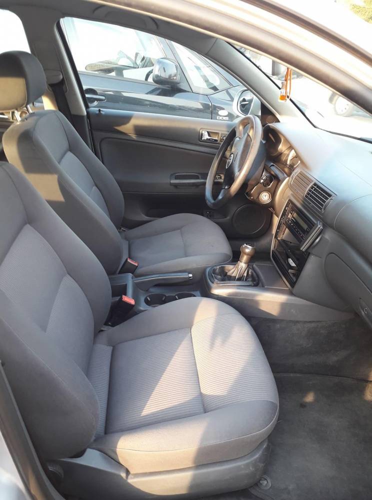 ox_volkswagen-passat-b5-fl-19-tdi-2004-r