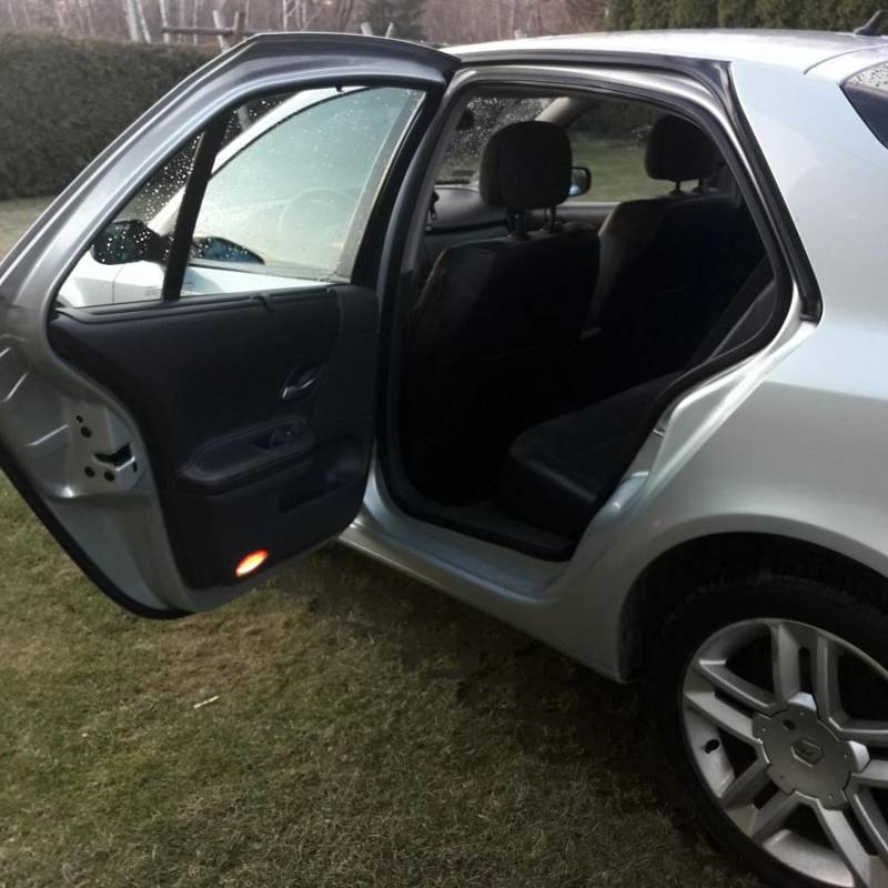 ox_renault-laguna-2005-19dci