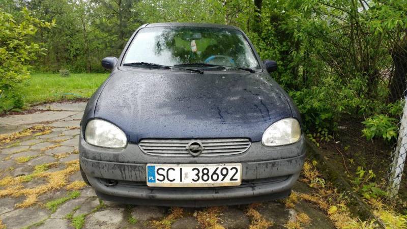 ox_sprzedam-opel-corsa-2000r-cena-2500