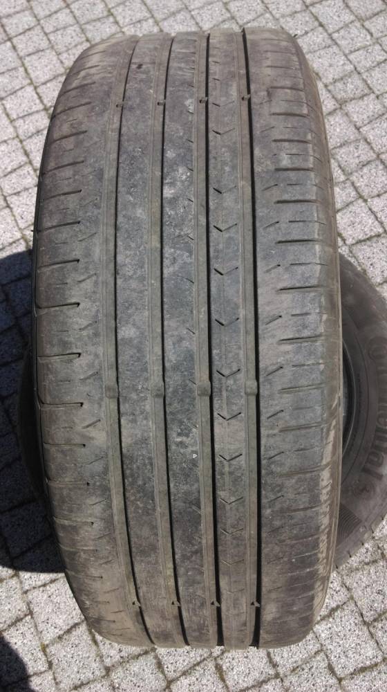 ox_dwie-opony-continental-22560r17-z-2015roku