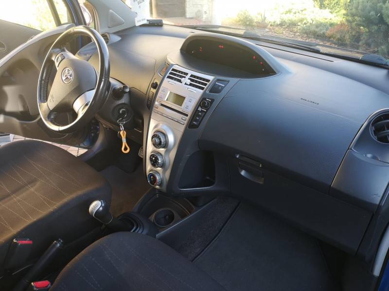 ox_toyota-yaris-ii-10-2006r