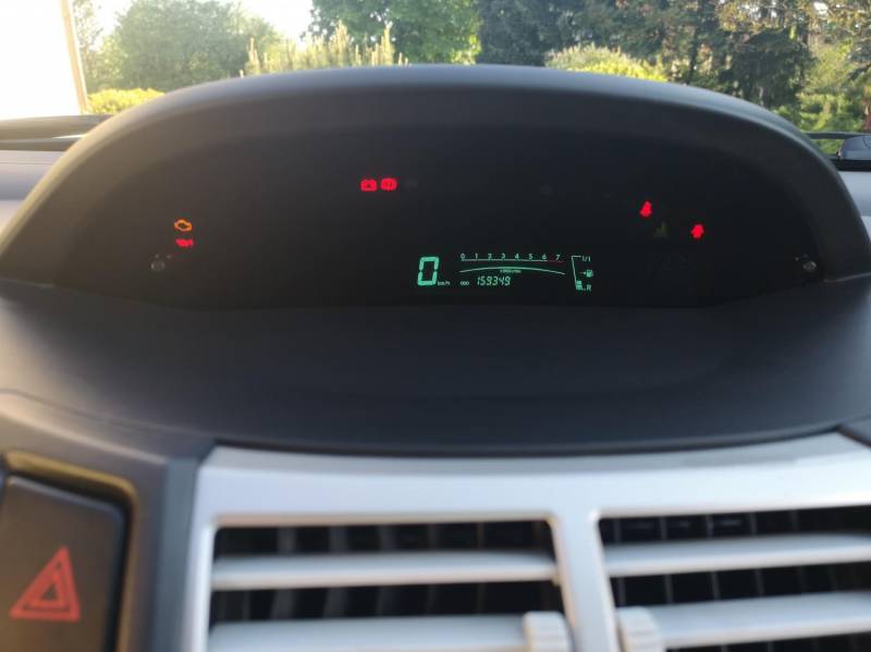 ox_toyota-yaris-ii-10-2006r