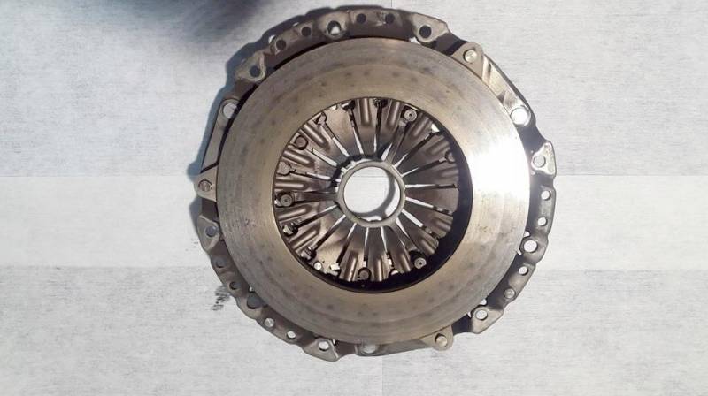 ox_sprzeglo-tarcza-docisk-bmw-e60-530-d
