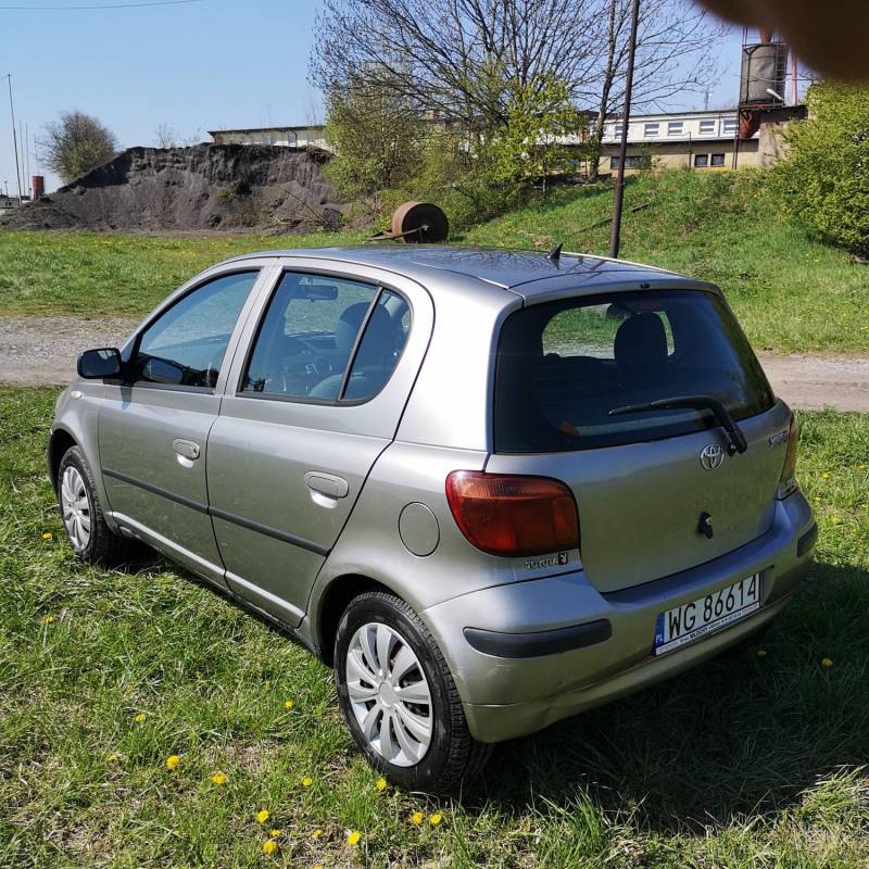 ox_toyota-yaris