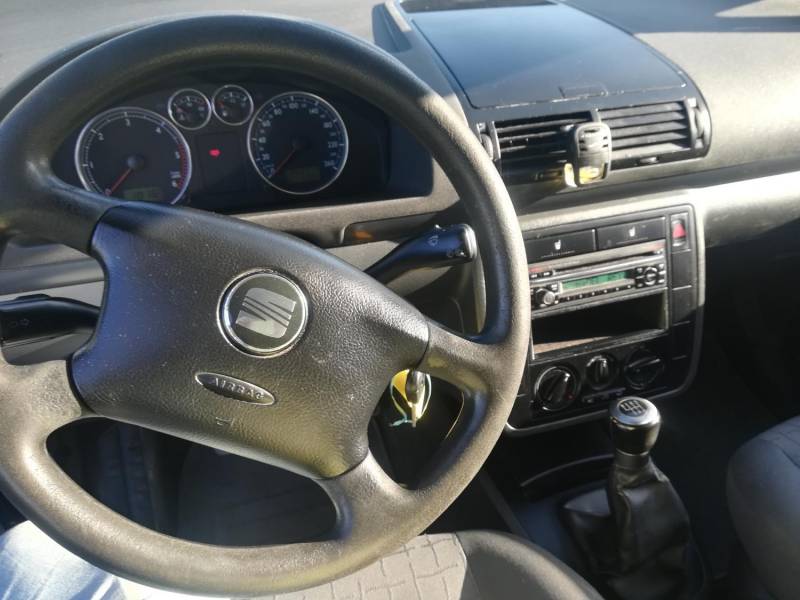 ox_seat-alhambra-tdi-115km-6-biegow-hak