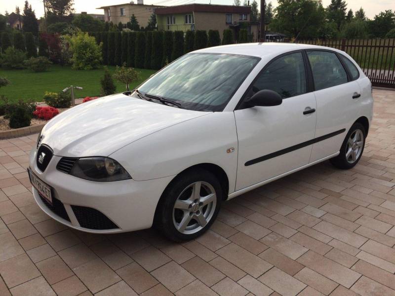 ox_seat-ibiza-14-benzyna-2008rokklimatroniktempomat108tys-km