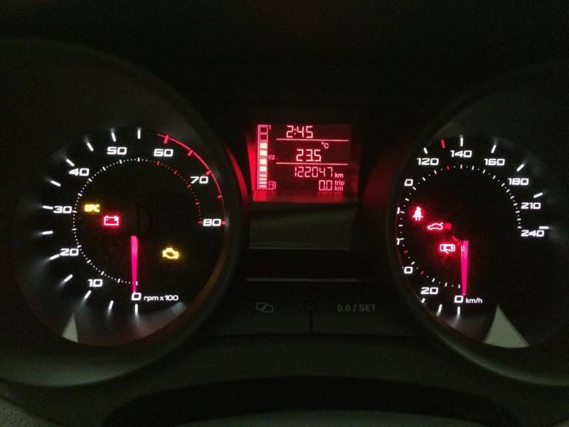 ox_seat-ibiza-2010-rok-12-benzyna-klimatyzacja-122tyskm