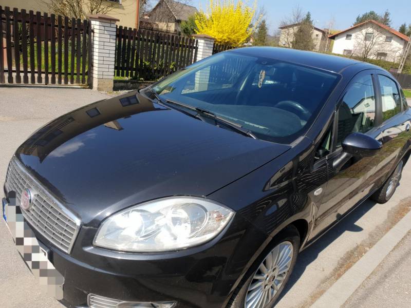 ox_fiat-linea-2007