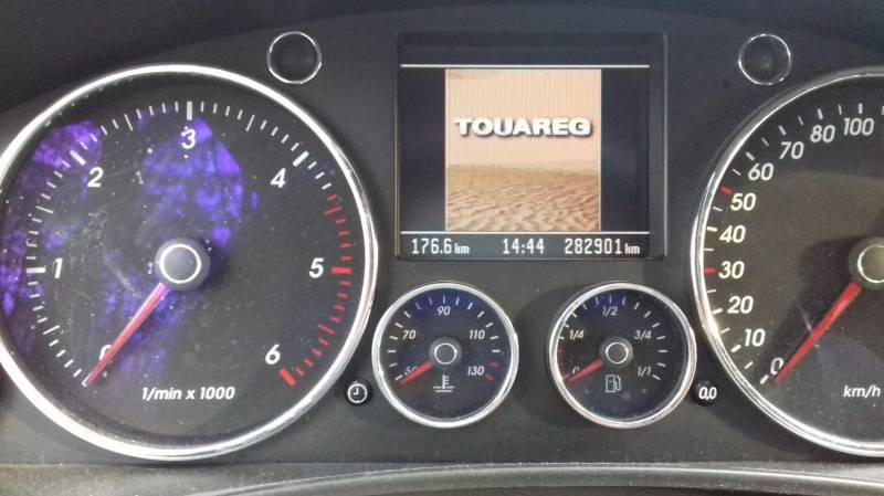 ox_vw-touareg-25-diesel-2006-4x4-automat-tylko-do-piatku-14-06