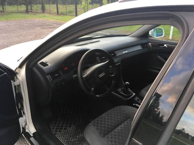 ox_audi-a6-c5-18-t-quattro