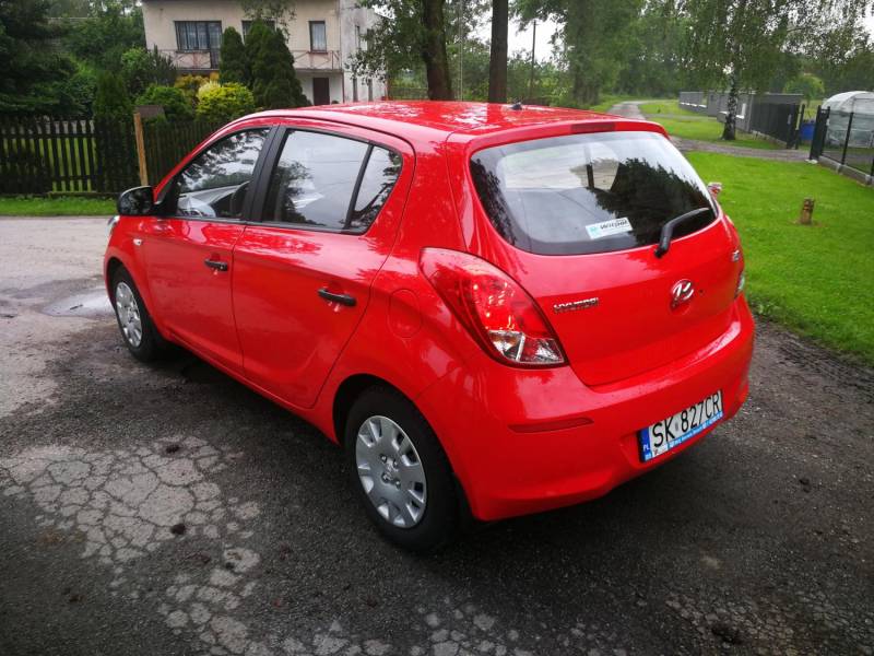 ox_okazja-hyundai-i20-krajowy-2013r-klima-nowe-klocki-tarcze-olej