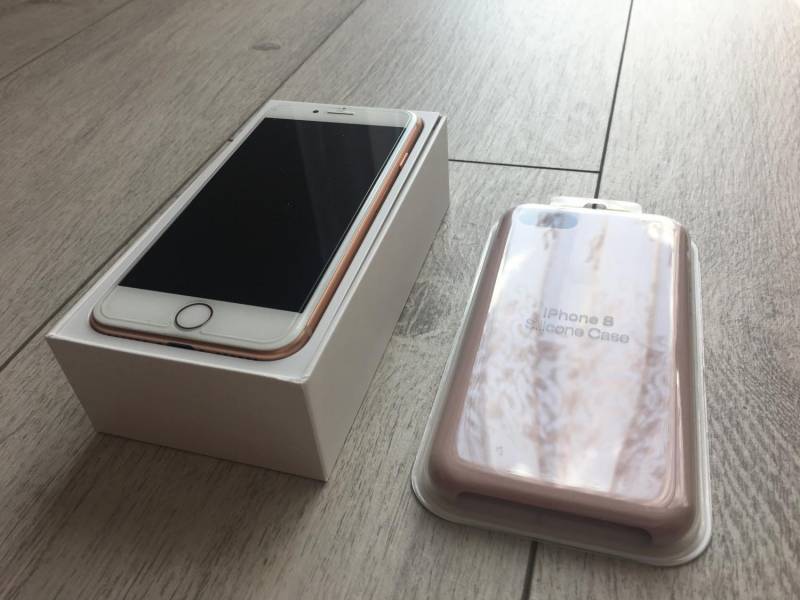 ox_nowy-iphone-8-64gb-gold-rozowy-play-szklo-5d-apple-gwarancja-12-mies