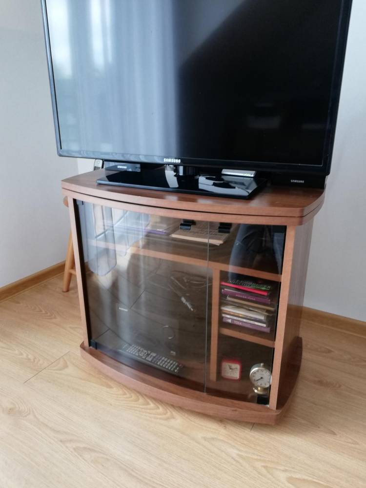 ox_stolik-szafka-pod-tv-z-ruchomym-blatem