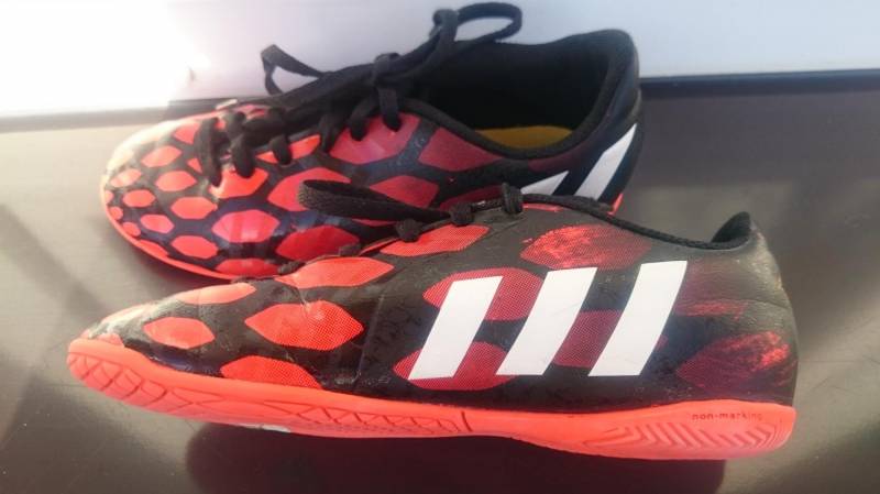 ox_buty-adidas-predito-rozmiar-fr-33-dlugosc-wkladki-20cm