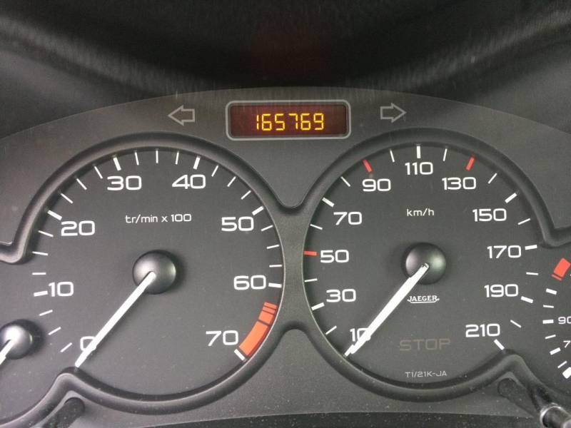 ox_peugeot-206-benzyna-2007r-klima